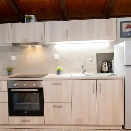 Odisseus Old Town Apartment *